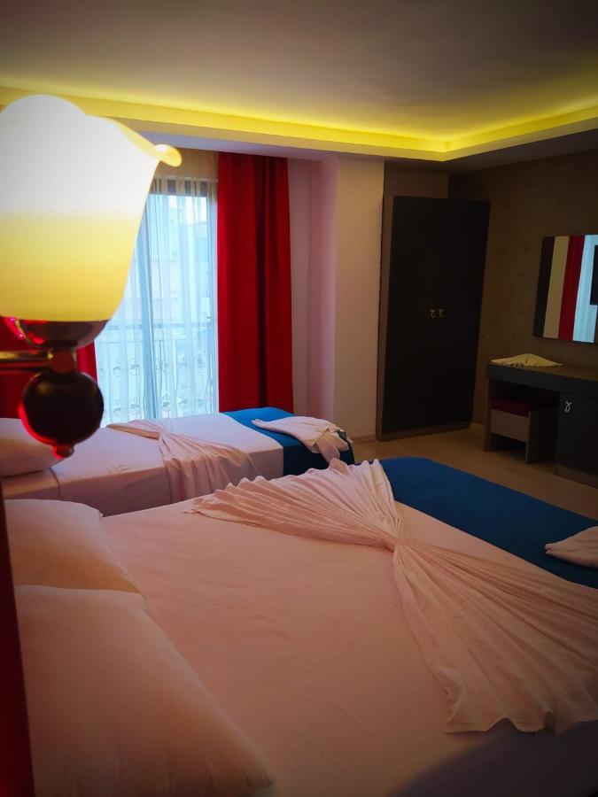 Large Double Room,1083104833:JPEG